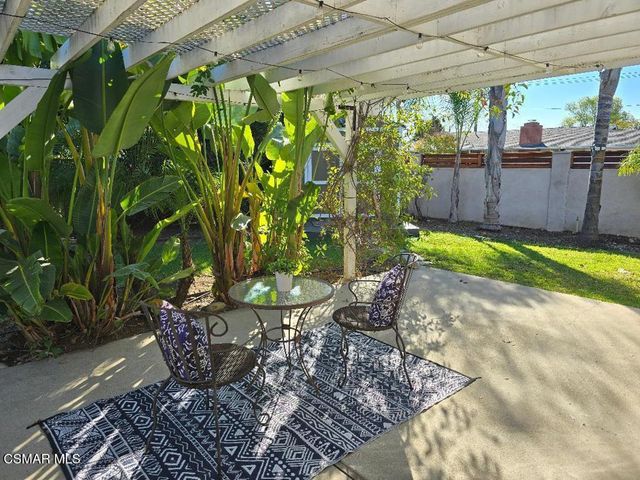 1404 Suffolk Avenue, Thousand Oaks, CA 91360