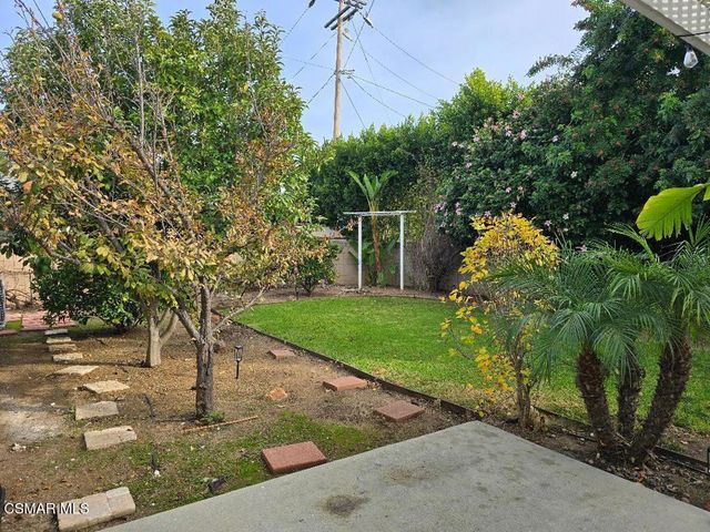 1404 Suffolk Avenue, Thousand Oaks, CA 91360