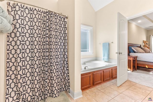 223 Hathersage Drive, Kathleen, GA 31047
