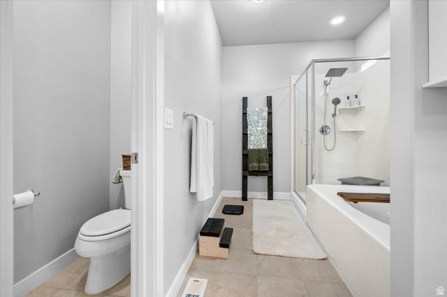 1443 W 550 S, Syracuse, UT 84075