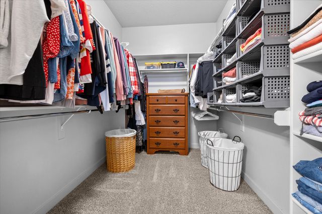 1443 W 550 S, Syracuse, UT 84075