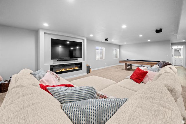 1443 W 550 S, Syracuse, UT 84075