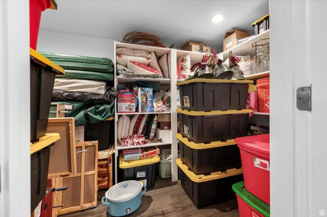 1443 W 550 S, Syracuse, UT 84075