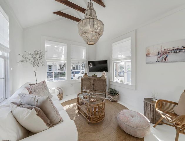 2520 Avenue M, Galveston, TX 77550