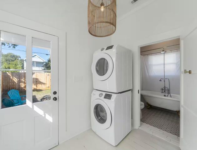 2520 Avenue M, Galveston, TX 77550