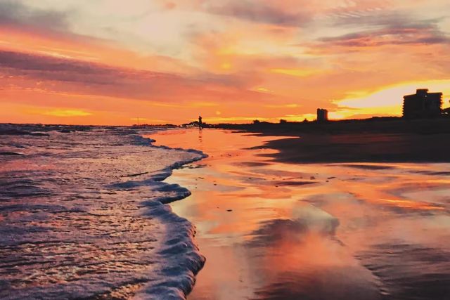 2520 Avenue M, Galveston, TX 77550