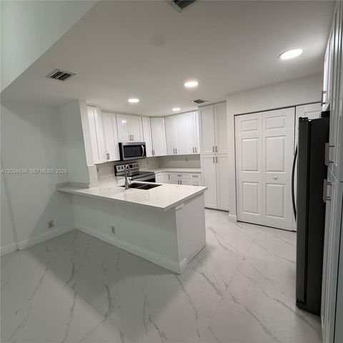 3349 NW 101st Ave, Sunrise, FL 33351
