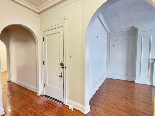 6832 S South Shore Drive 1, Chicago, IL 60649