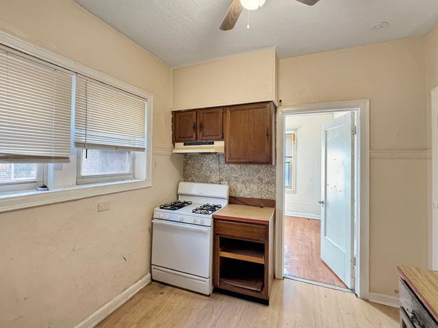 6832 S South Shore Drive 1, Chicago, IL 60649