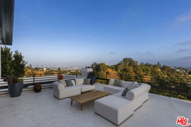 9330 Beverly Crest Drive, Beverly Hills, CA 90210