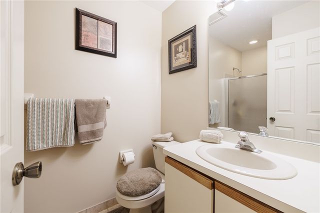 1063 Hillsboro Cove Circle, Webster, NY 14580