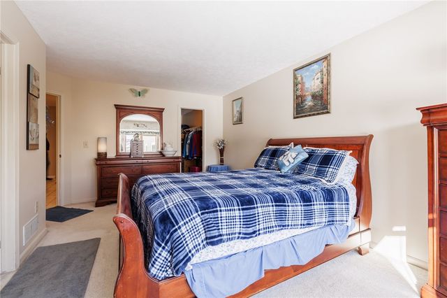 1063 Hillsboro Cove Circle, Webster, NY 14580