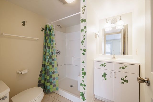 1063 Hillsboro Cove Circle, Webster, NY 14580