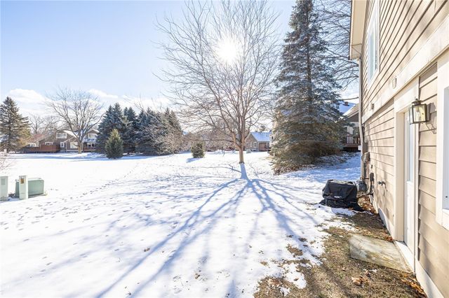 1063 Hillsboro Cove Circle, Webster, NY 14580