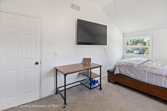 12770 Partlow Avenue, Grand Ledge, MI 48837