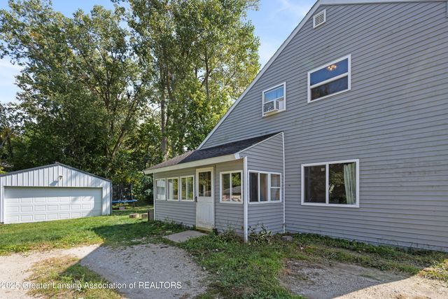 12770 Partlow Avenue, Grand Ledge, MI 48837