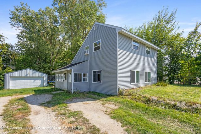 12770 Partlow Avenue, Grand Ledge, MI 48837