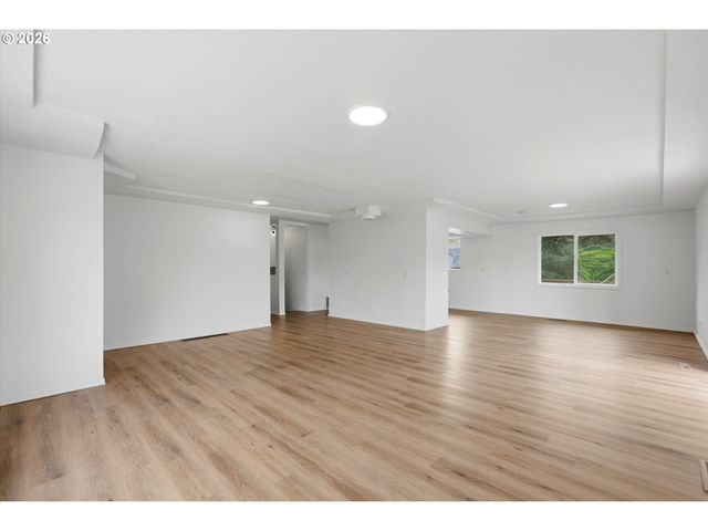 34920 CANAAN Rd, Deer Island, OR 97054