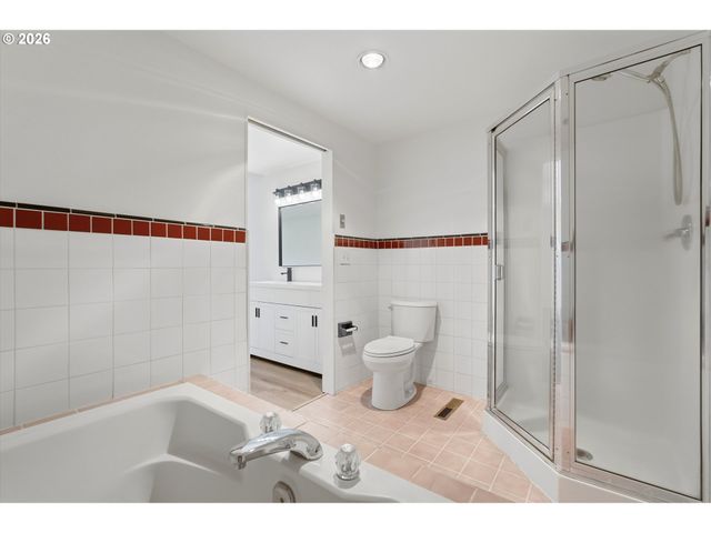 34920 CANAAN Rd, Deer Island, OR 97054