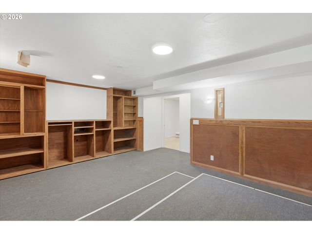 34920 CANAAN Rd, Deer Island, OR 97054
