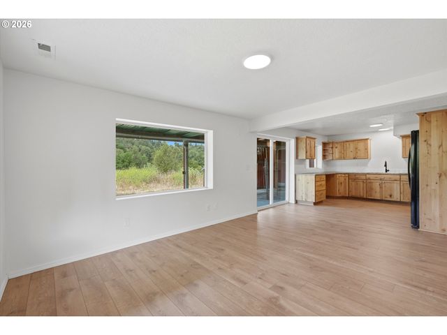 34920 CANAAN Rd, Deer Island, OR 97054
