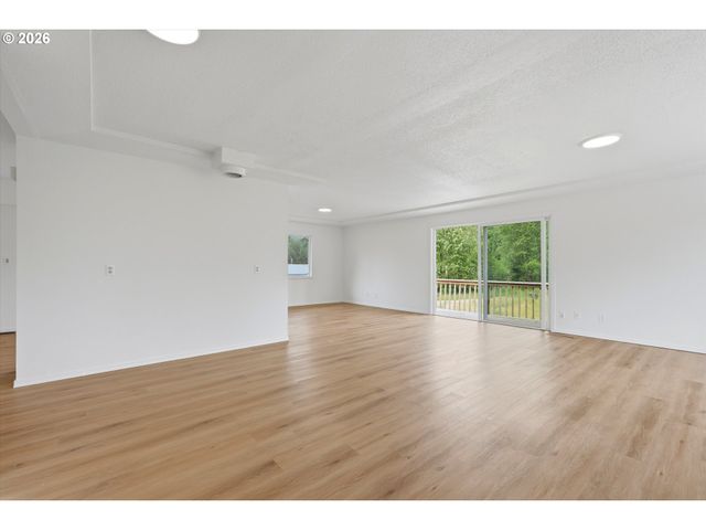 34920 CANAAN Rd, Deer Island, OR 97054