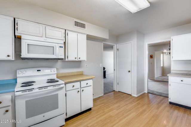 11113 W TIFFANY Court, Sun City, AZ 85351