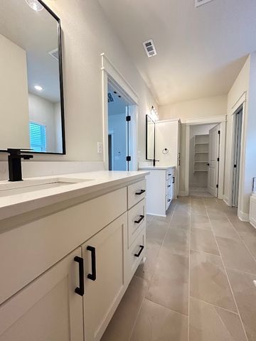 27 Shropshire Drive, Bella Vista, AR 72714