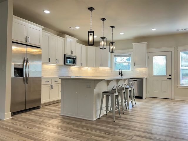 27 Shropshire Drive, Bella Vista, AR 72714