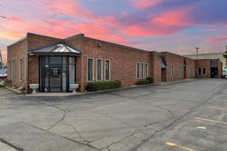 24 S Des Plaines River Road 400, Des Plaines, IL 60016