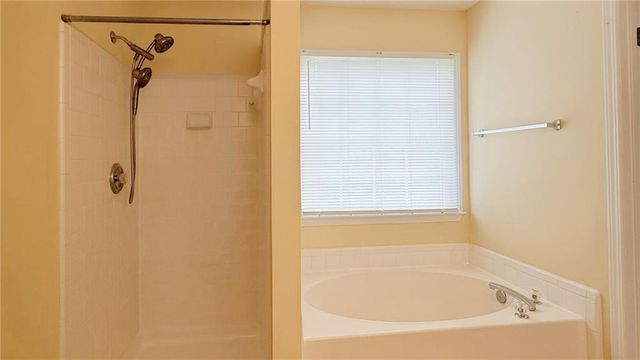 3592 Gainesway Trace, Duluth, GA 30096