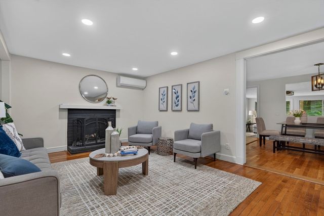 47 Southville Rd, Southborough, MA 01772