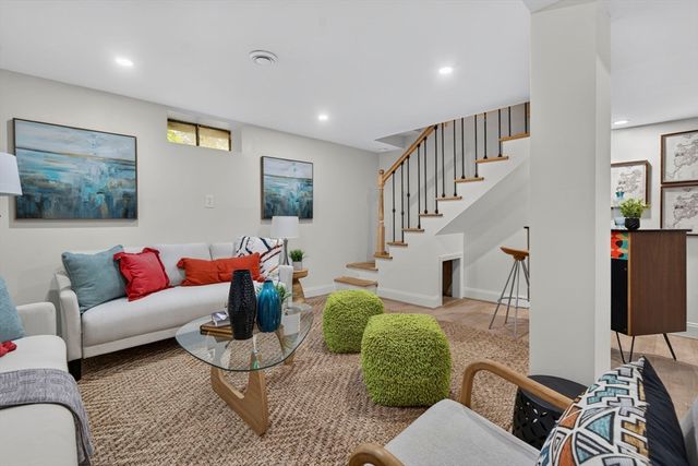 47 Southville Rd, Southborough, MA 01772