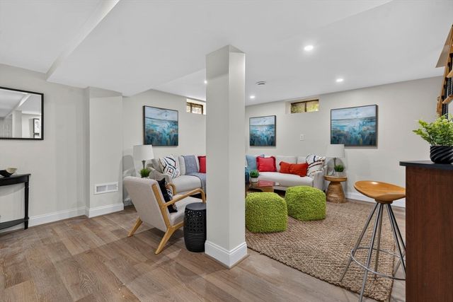 47 Southville Rd, Southborough, MA 01772