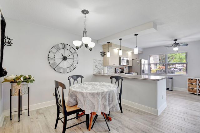 5201 Wheatley Court, Boynton Beach, FL 33436