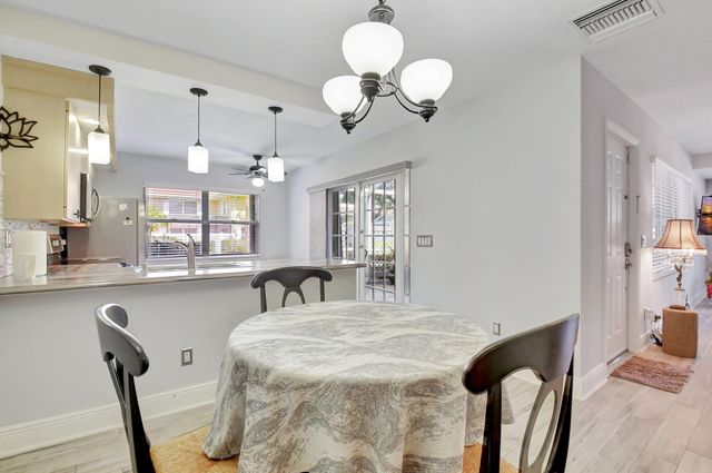 5201 Wheatley Court, Boynton Beach, FL 33436