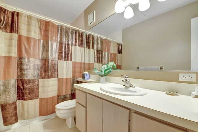 5201 Wheatley Court, Boynton Beach, FL 33436