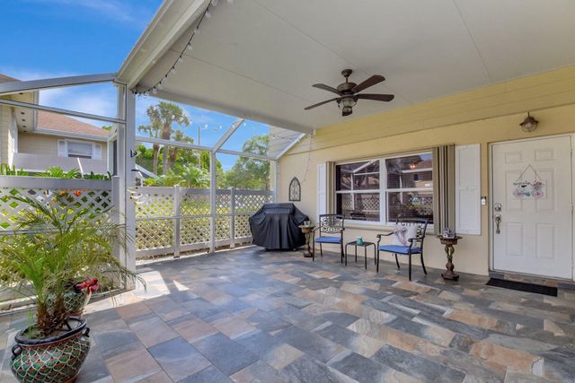 5201 Wheatley Court, Boynton Beach, FL 33436
