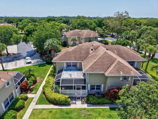 5201 Wheatley Court, Boynton Beach, FL 33436