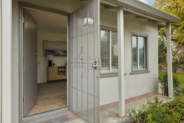 1436 Teresa St, Modesto, CA 95350