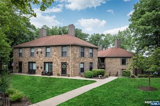 181 Long Hill Road 8-3, Little Falls, NJ 07424