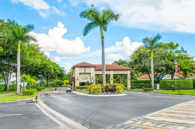 17064 Boca Club Boulevard 3, Boca Raton, FL 33487