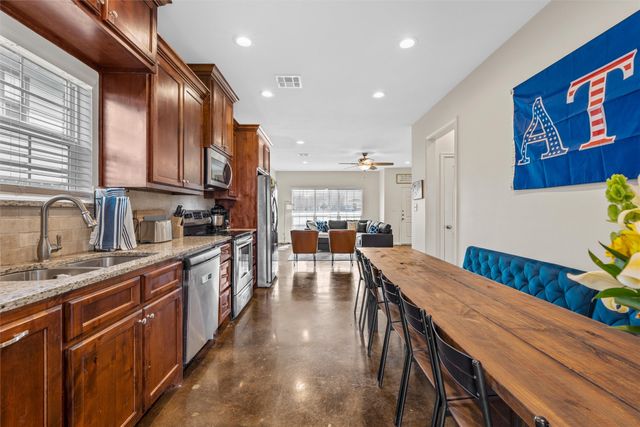 2225 S 2nd Street, Waco, TX 76706