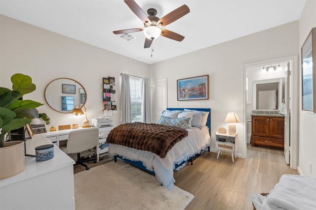 2225 S 2nd Street, Waco, TX 76706