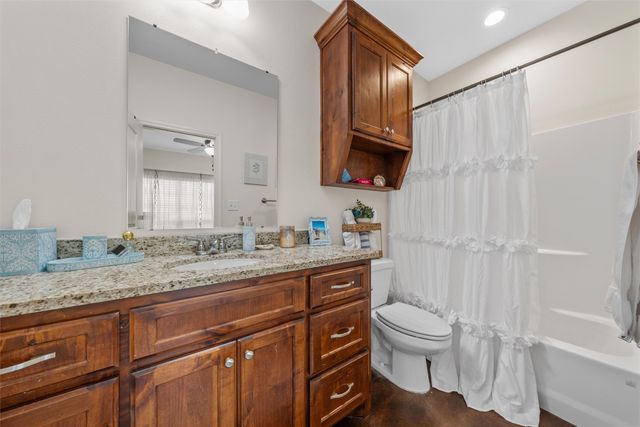 2225 S 2nd Street, Waco, TX 76706