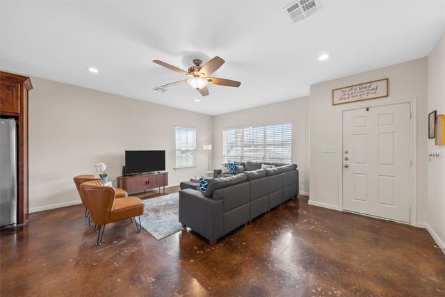 2225 S 2nd Street, Waco, TX 76706