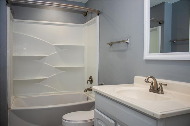 5302 Anzio Road, Houston, TX 77033