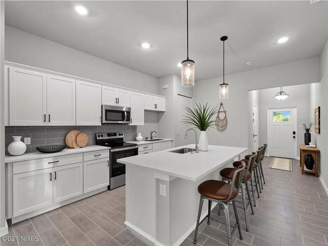 3875 LAMARQUE AVENUE, North Port, FL 34286