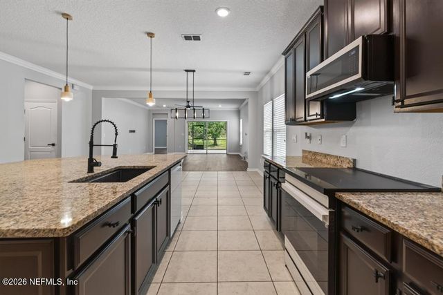 15714 TISONS BLUFF Road, Jacksonville, FL 32218