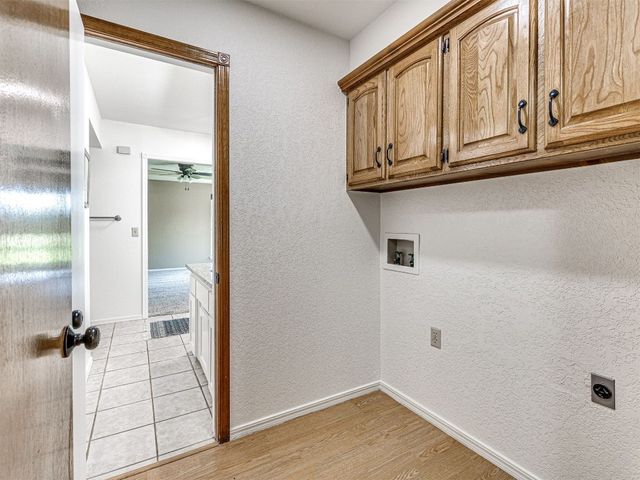 3014 SW 6th Street, Newcastle, OK 73065